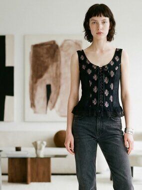 Stunning Vintage New York & Co Victorian-style Floral Black Cami Corset Lace Top
